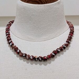 NWOT Beckwoman 17" Hand Blown Brown Red and White Glass Beads on Stretch Cord